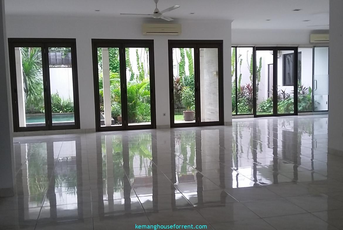Kemang Dalam House For Rent