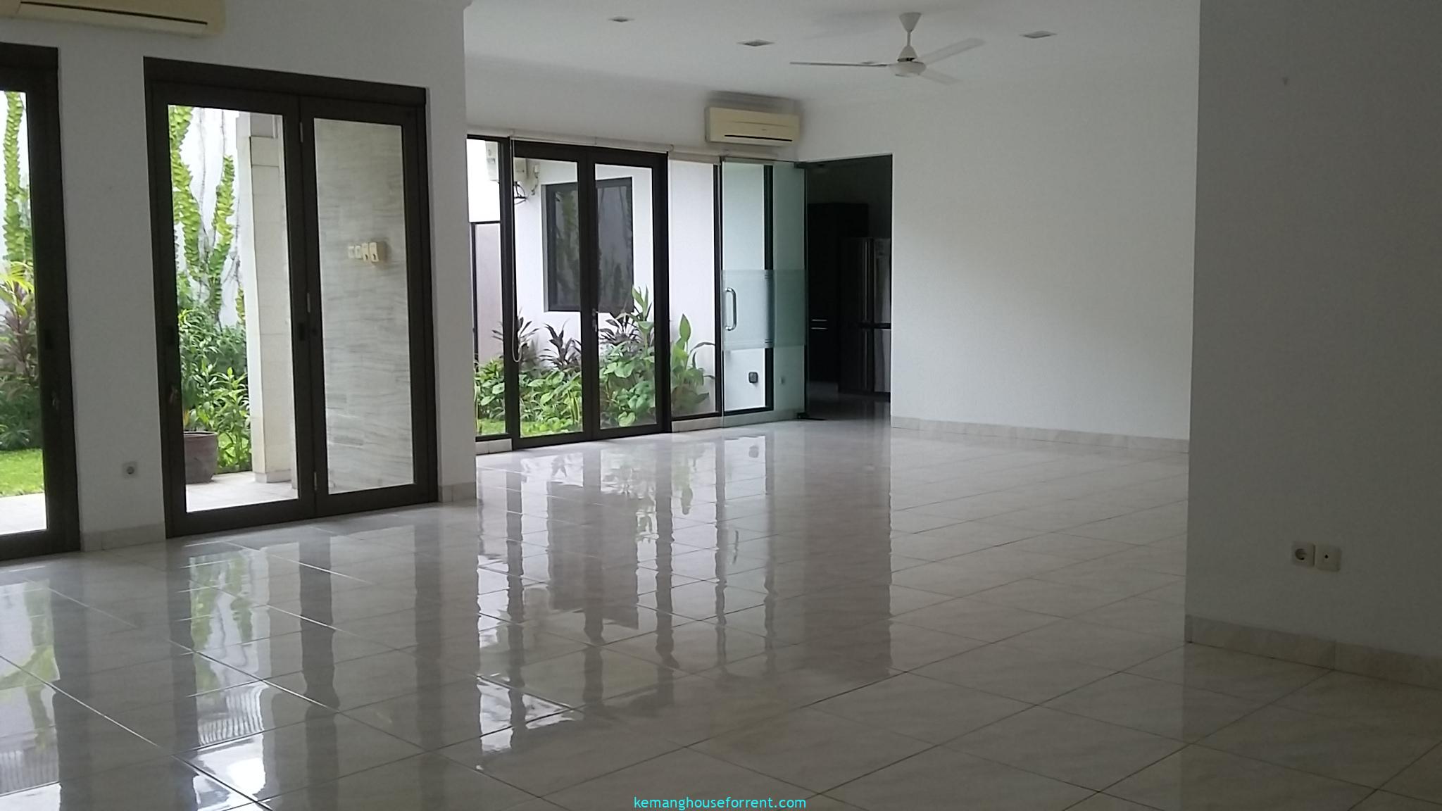 Kemang Dalam House For Rent