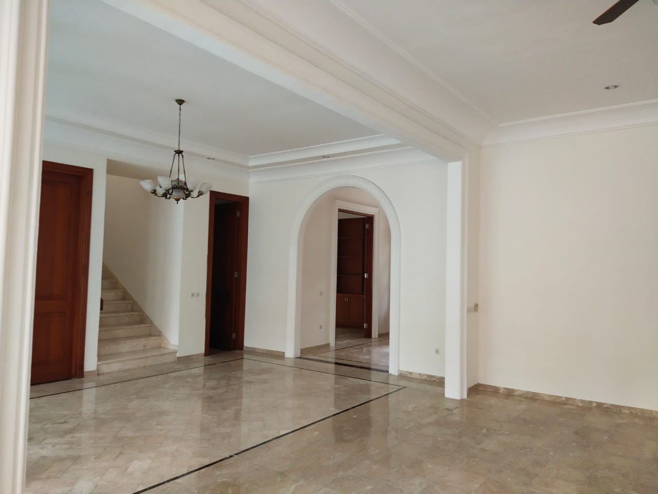 Compound House For Rent Pejaten Barat
