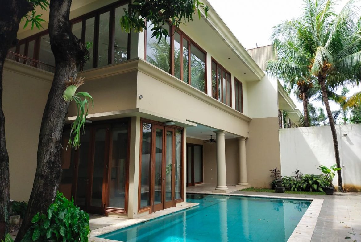 Compound House For Rent Pejaten Barat