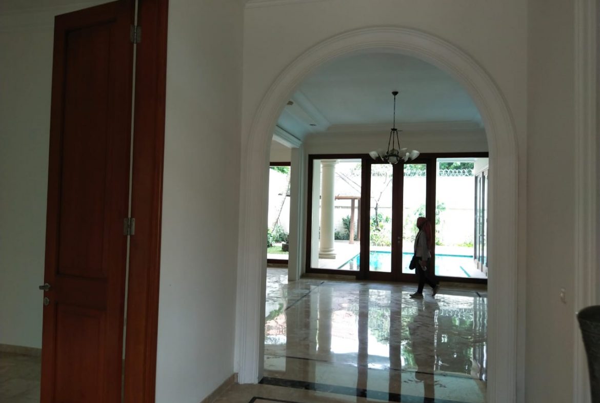 Compound House For Rent Pejaten Barat