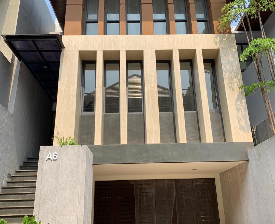 Dijual Rumah Baru Kemang Area