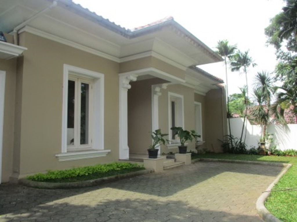 One-Story House Kemang Dalam