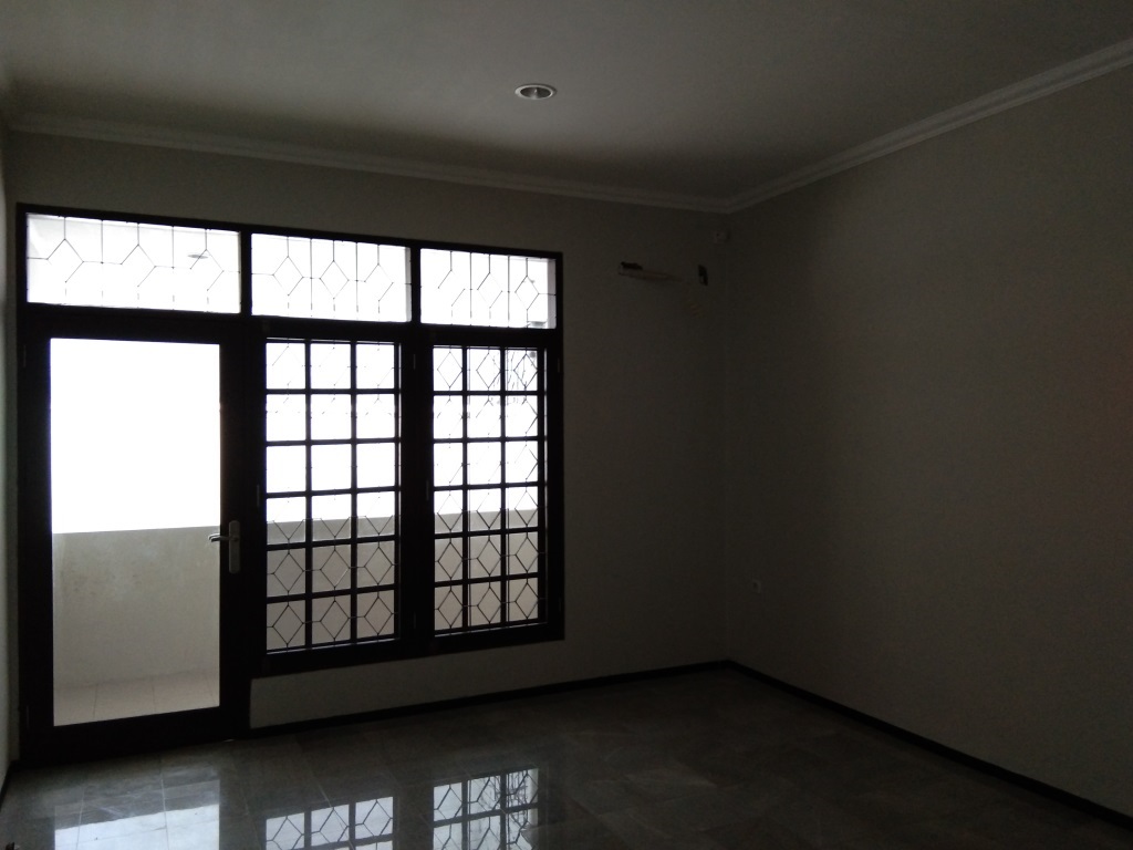 Sewa Rumah Untuk Kantor Senopati