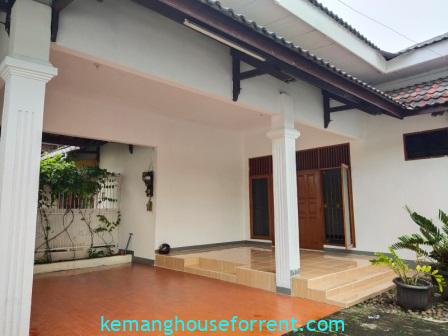 Kemang Area House 4 BR One-story