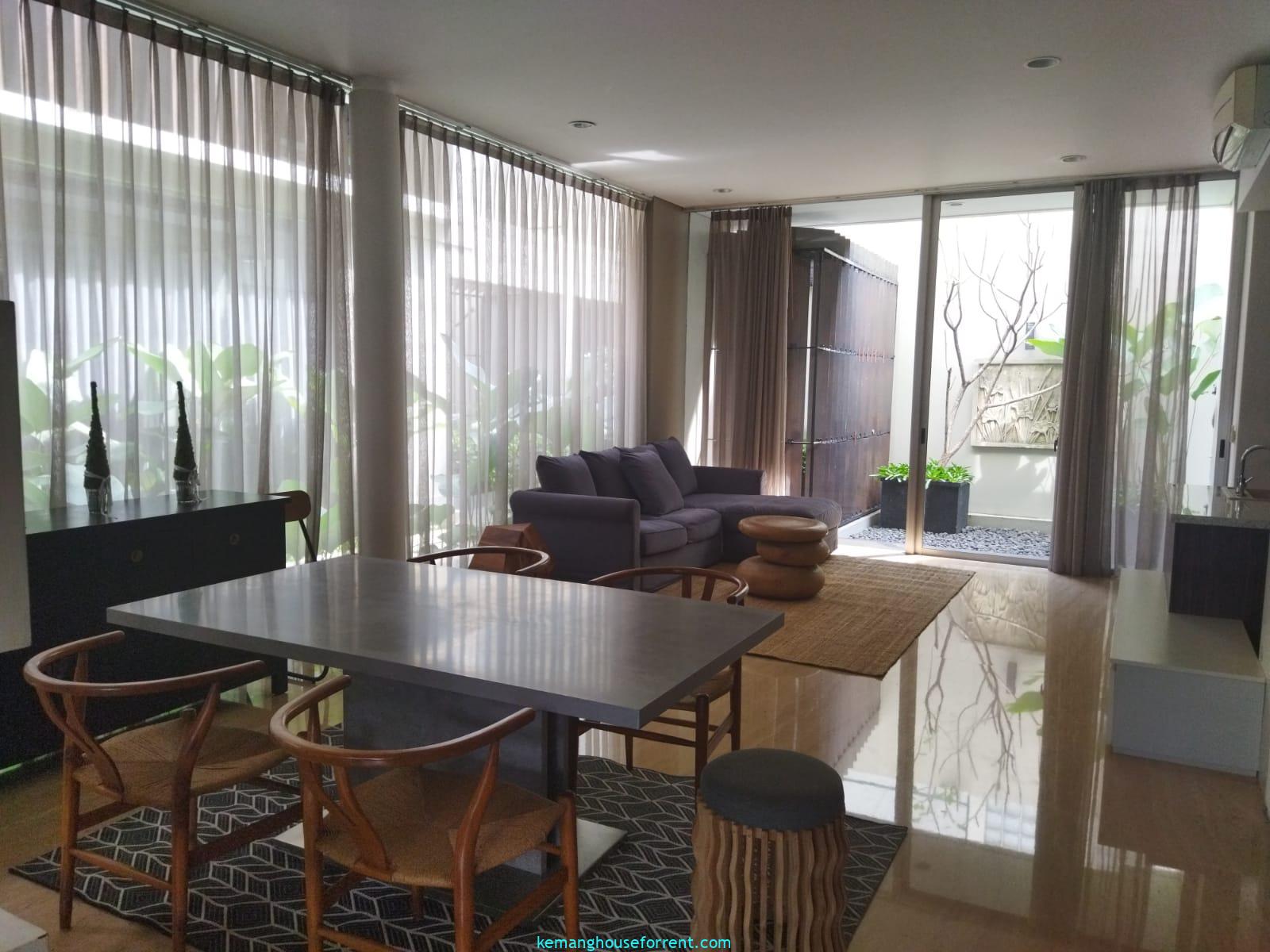 Veranda Compound Cipete For Rent