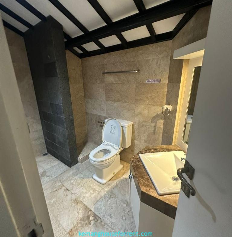 House for Rent in Duta Niaga Pondok Indah