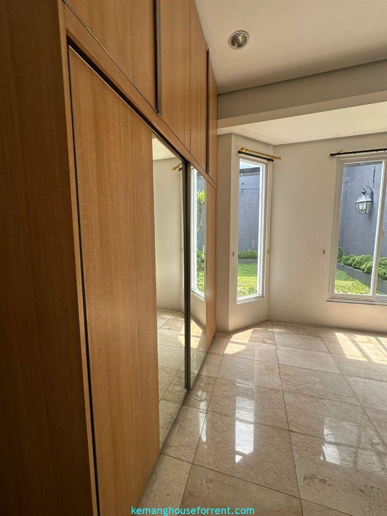 House for Rent in Duta Niaga Pondok Indah
