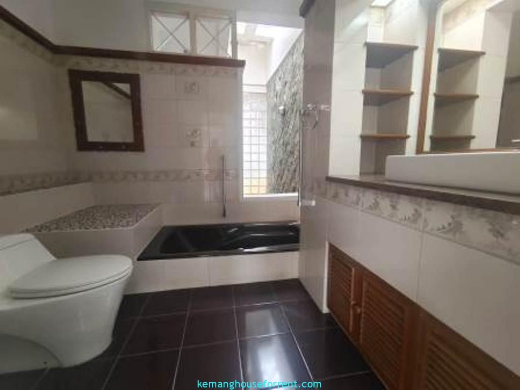 Rent House Bukit Golf Pondok Indah