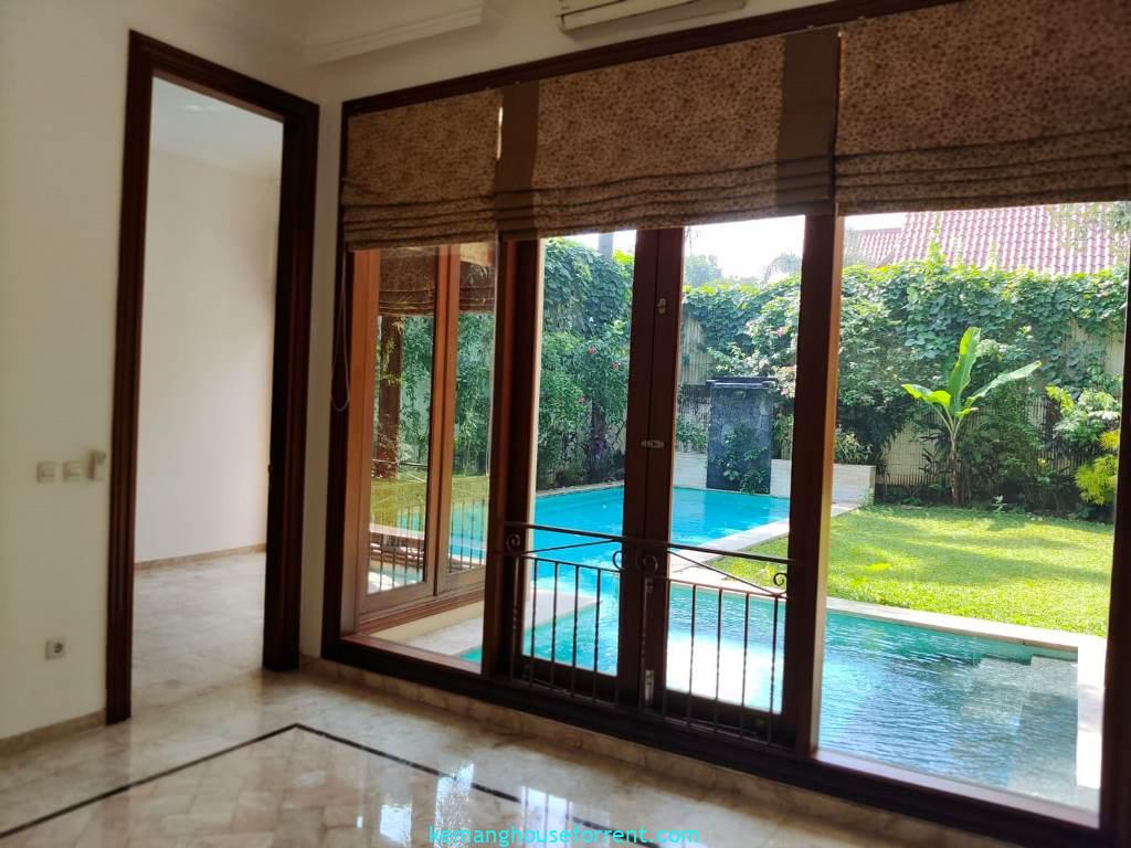 Compound for rent in pejaten barat