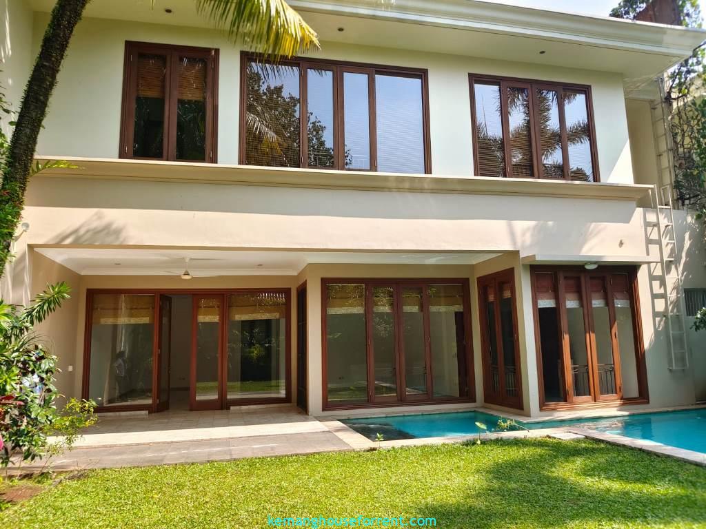 Compound for rent in pejaten barat