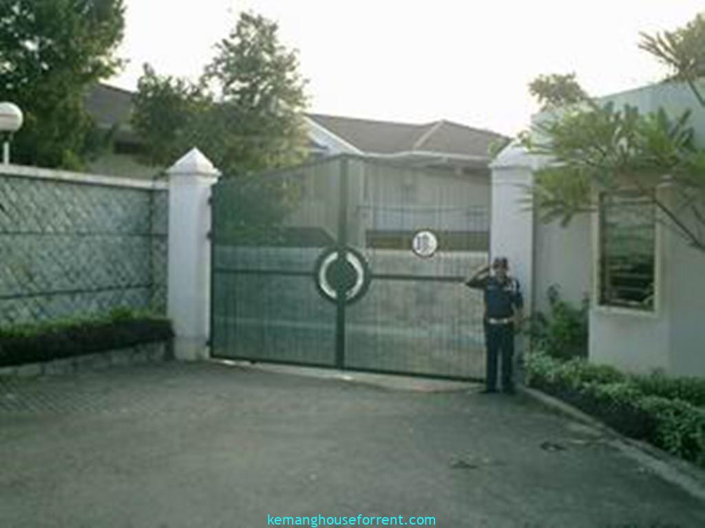 Compound Kemang Utara 7 For Rent