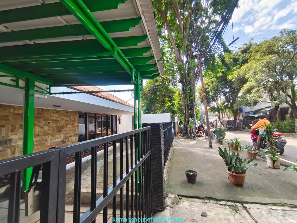 Disewakan Tempat Usaha Cipete Selatan