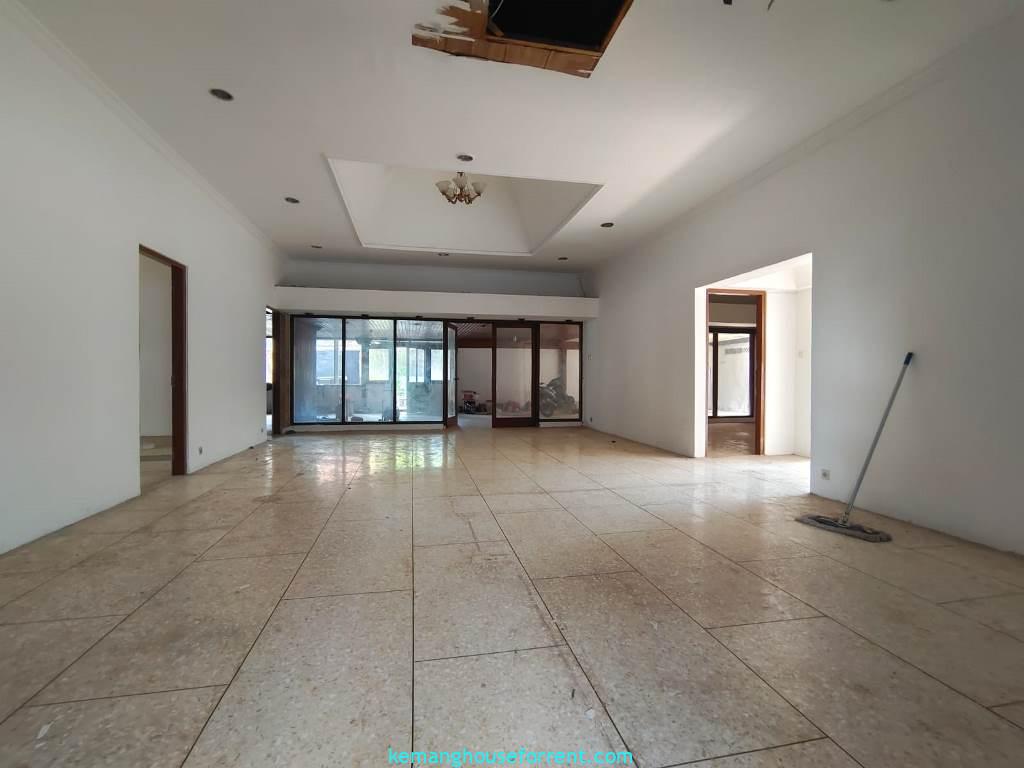 Disewakan Tempat Usaha Cipete Selatan
