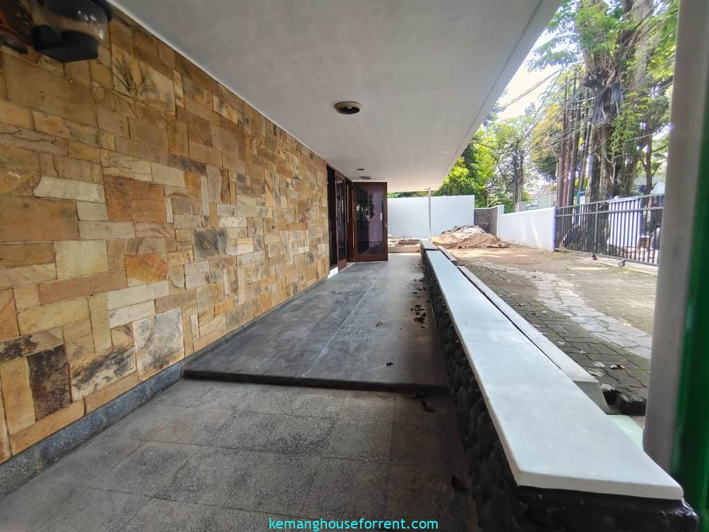 Disewakan Tempat Usaha Cipete Selatan
