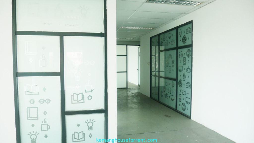 Dikontrakkan Gedung Plaza City View Kemang Timur