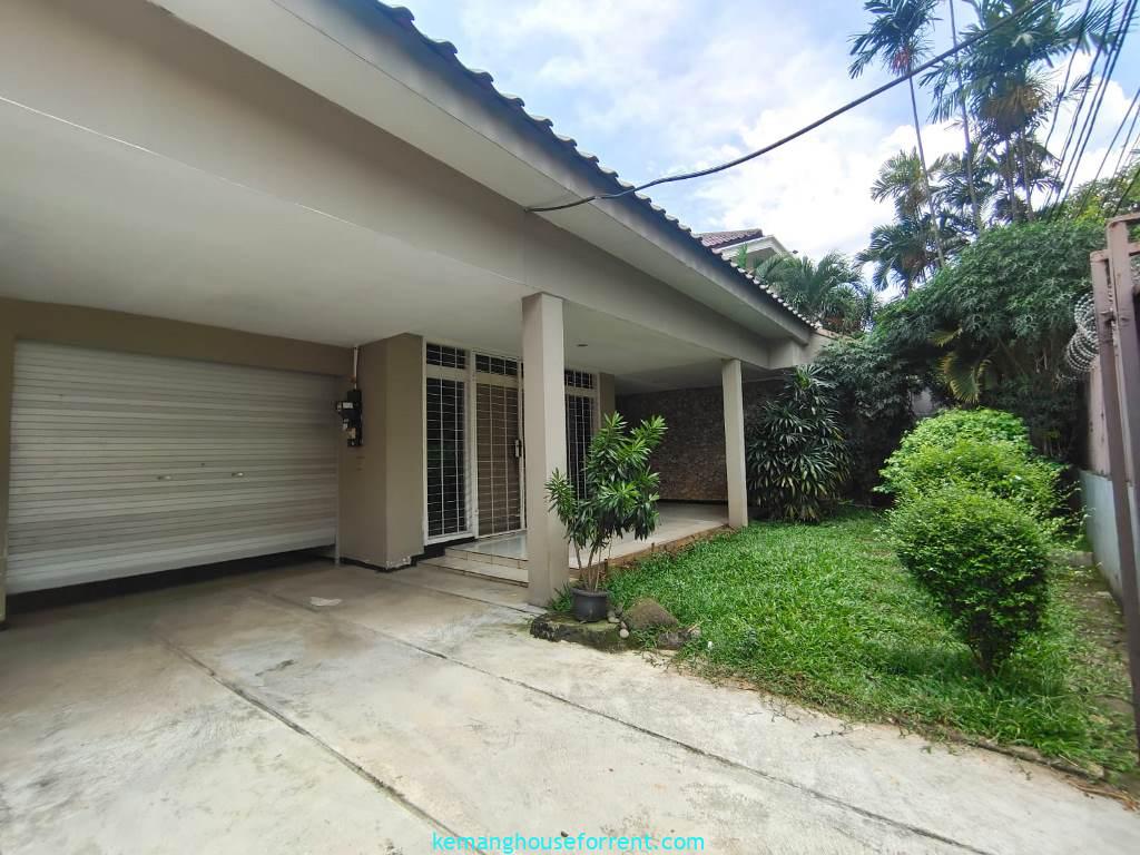 One-Storey House For rent In Kemang Barat