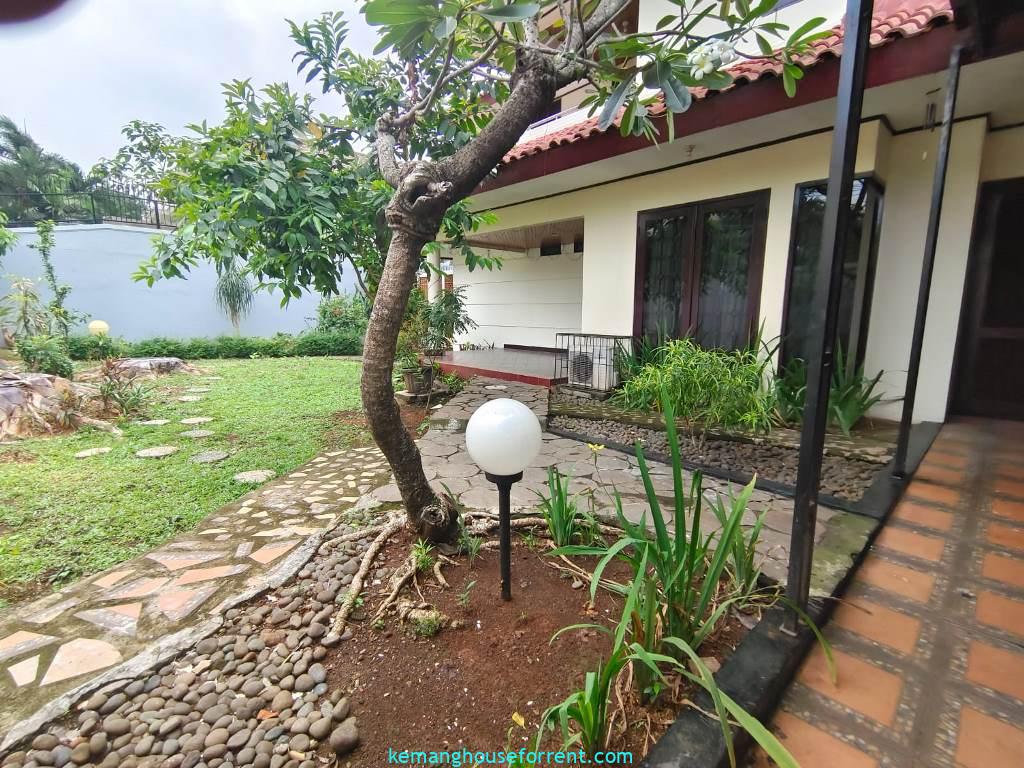 rental house kemang selatan