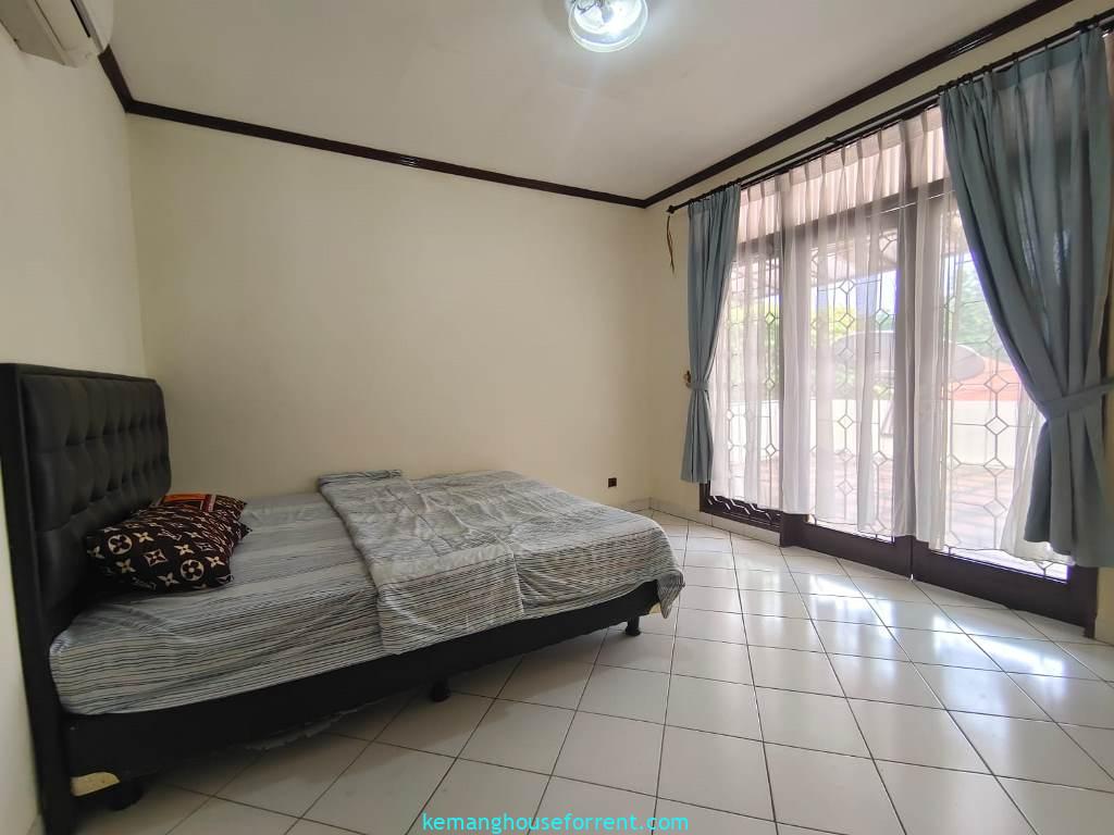 rental house kemang selatan