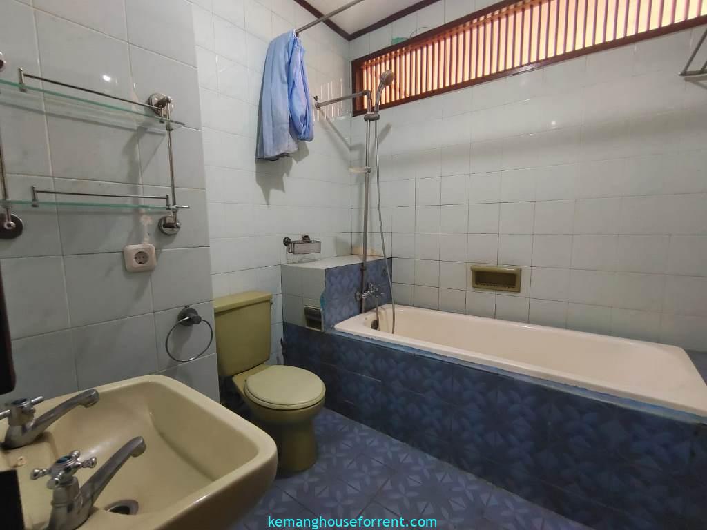 rental house kemang selatan