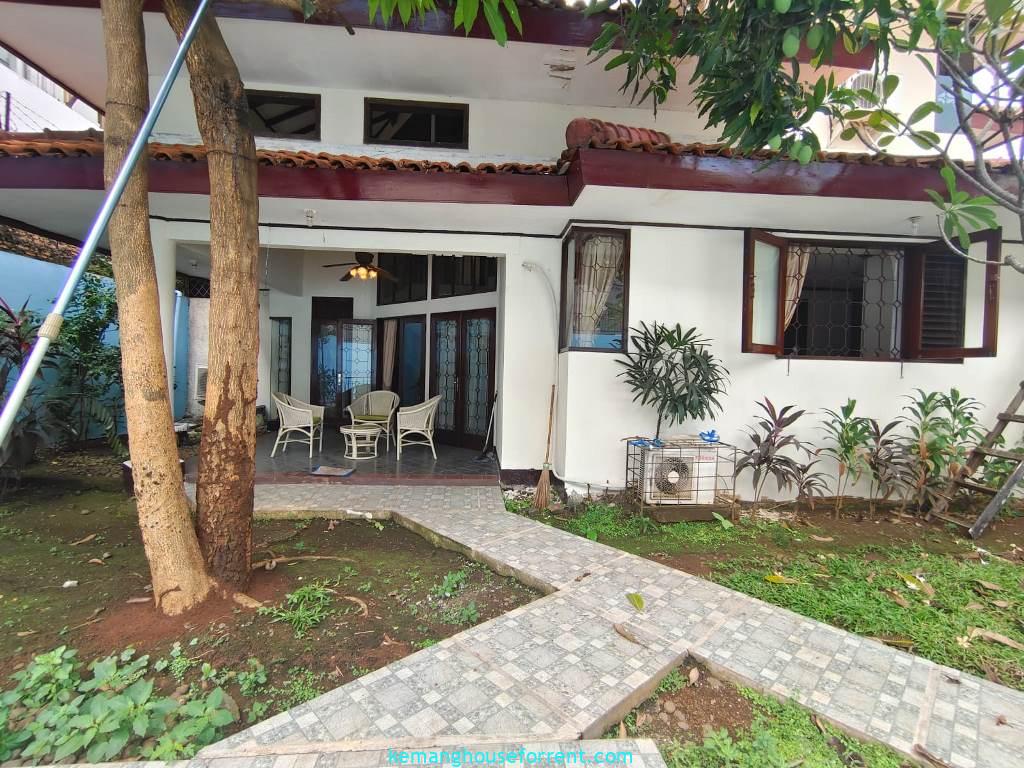 rental house kemang selatan