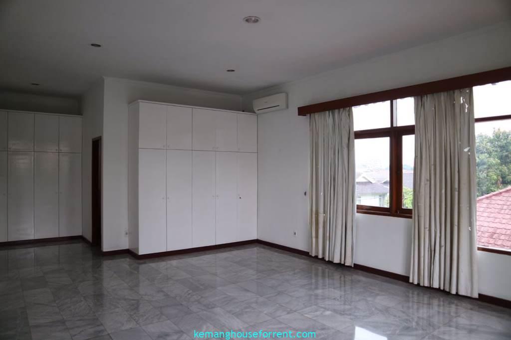 Rumah Dijual Pejaten Barat Luas 1000 meter