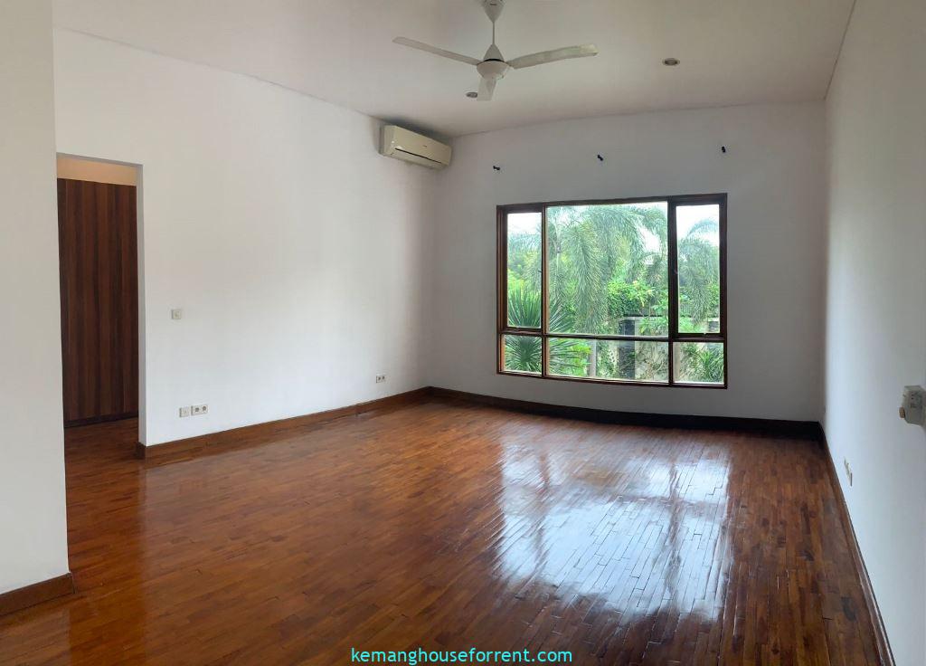 Compound Benda Kemang 4 Bedrooms
