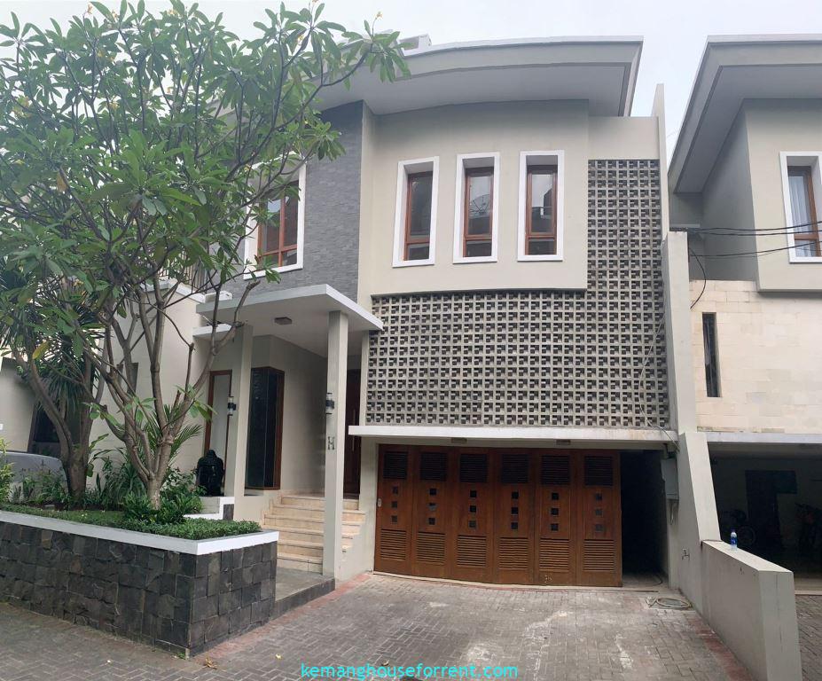 Compound Benda Kemang 4 Bedrooms