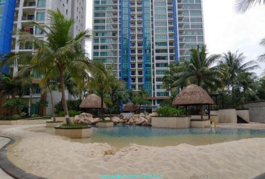 Hampton Park Apartment For Sale