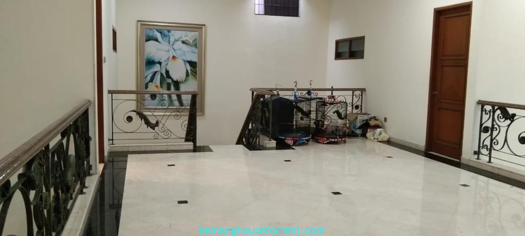 Rumah Dipasarkan Di bawah Njop Kemang