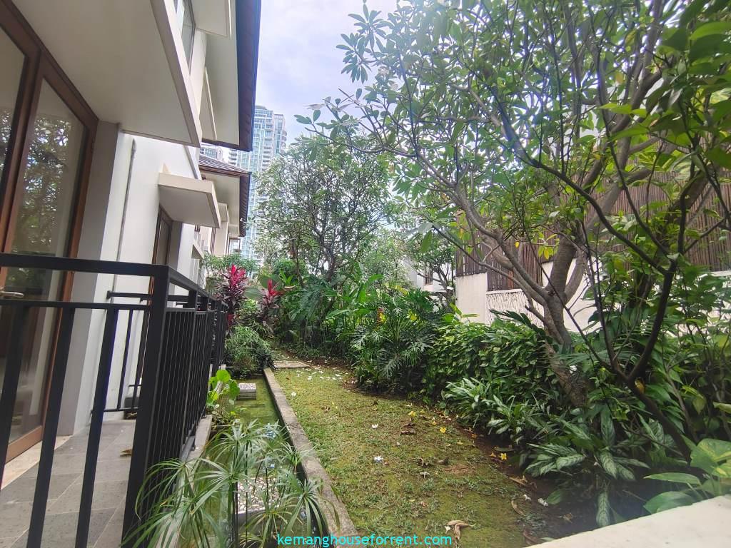 villas compound kemang satoe