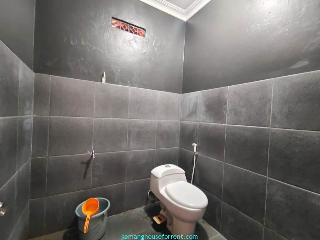 Ruang Usaha Strategis Jalan Antasari Raya,
