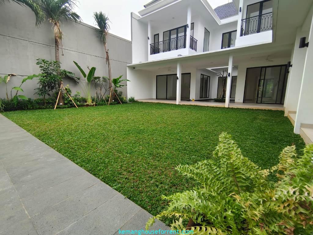 Modern Minimalist House for Rent in South Jakarta