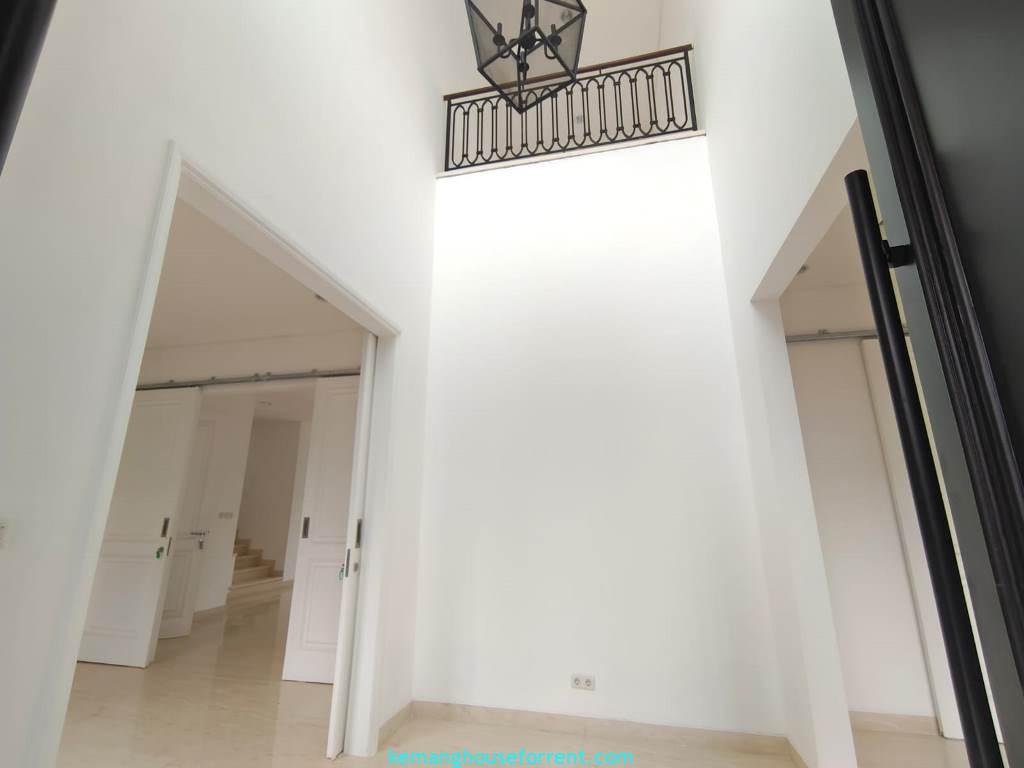 Modern Minimalist House for Rent in South Jakarta