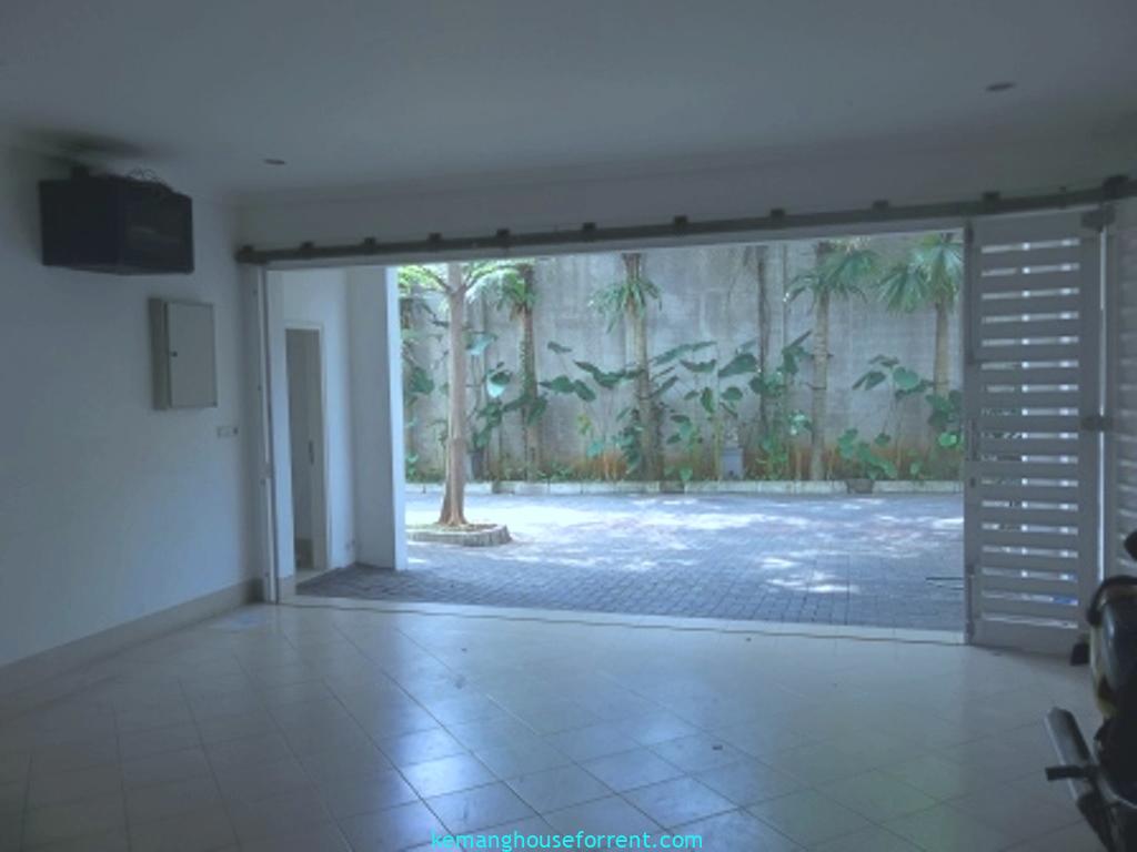 Compound in Pondok Indah for Rent