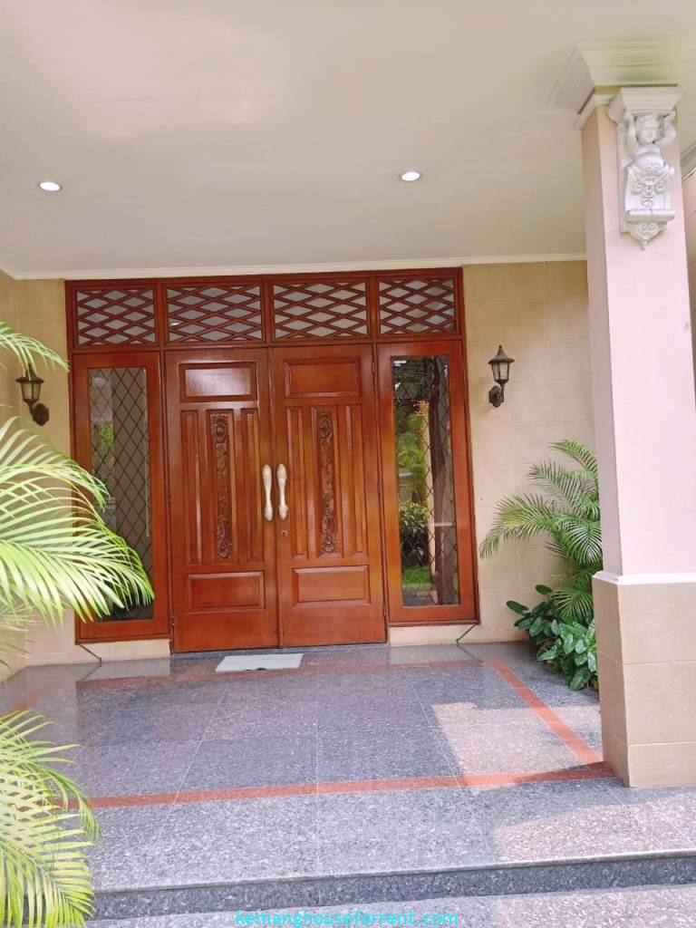 Home for Sale in Cibeber Kebayoran Baru