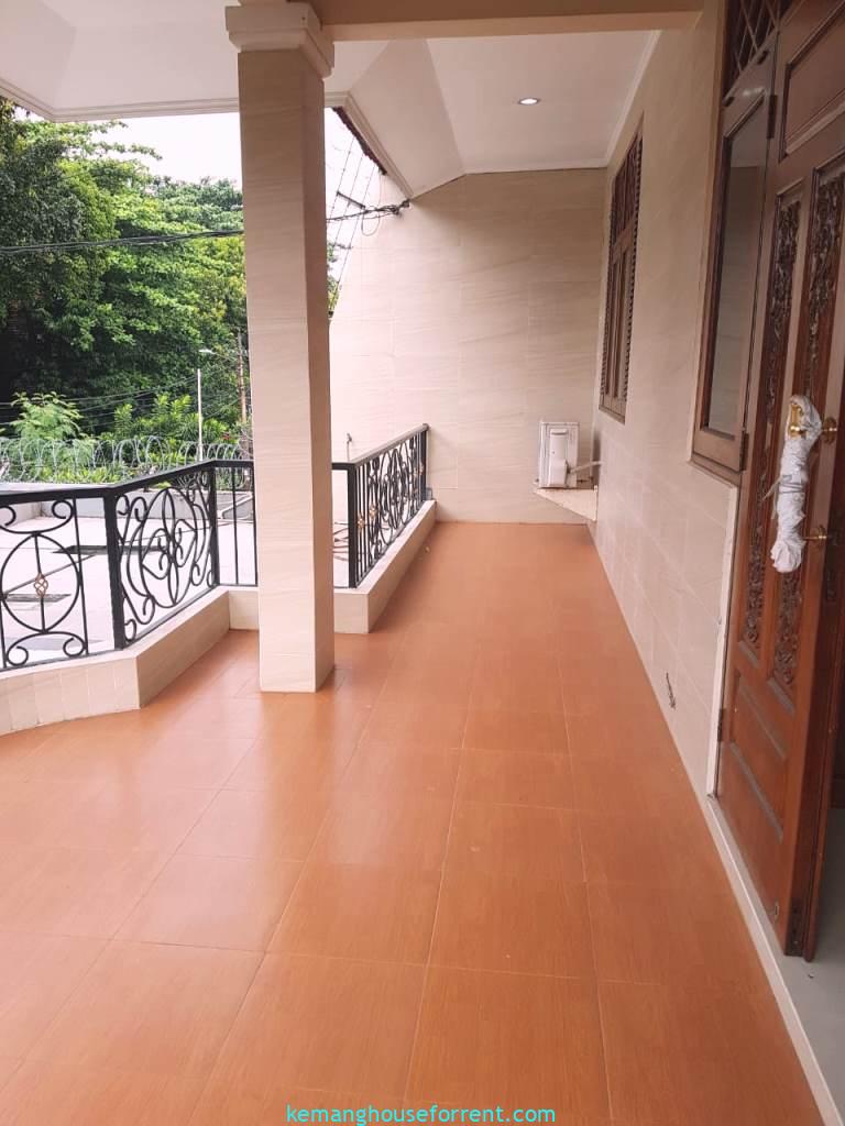Home for Sale in Cibeber Kebayoran Baru