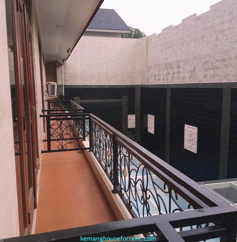 Home for Sale in Cibeber Kebayoran Baru