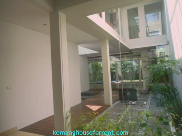House for Rent in Inner East Kemang