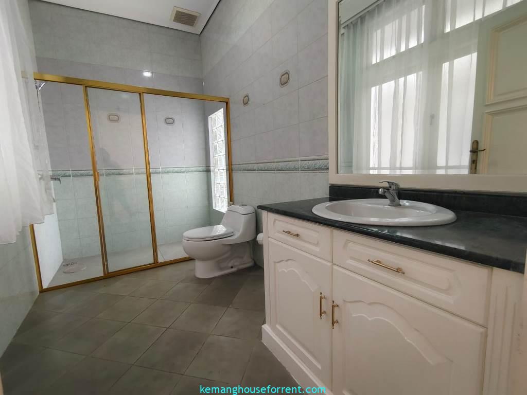House in Pondok Indah Near Jakarta Intercultural School