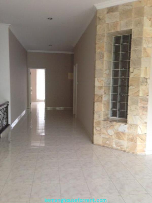 House for rent near JIS Pondok Indah