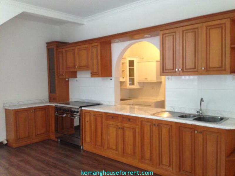 House for rent near JIS Pondok Indah