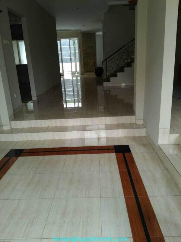 House for rent near JIS Pondok Indah