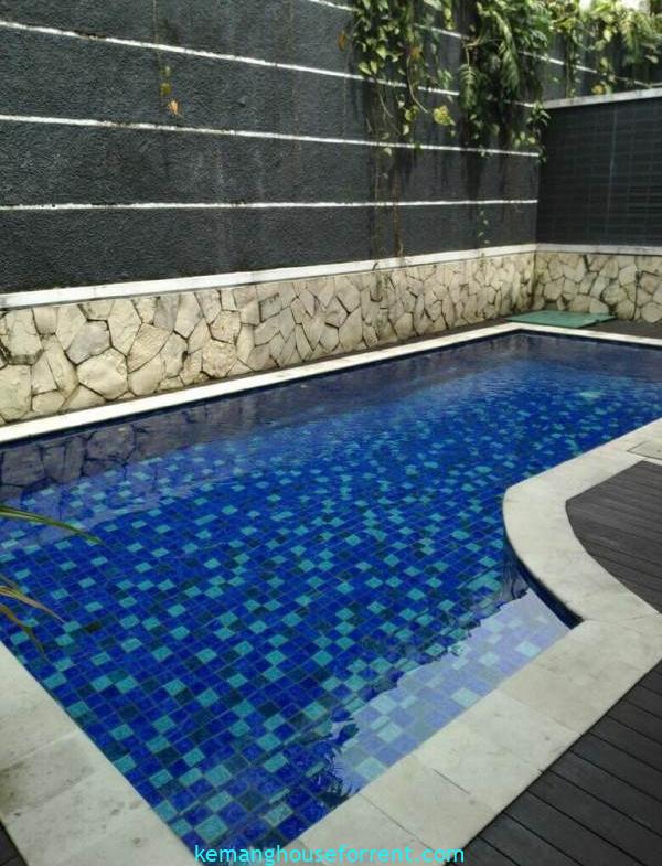 House for rent near JIS Pondok Indah