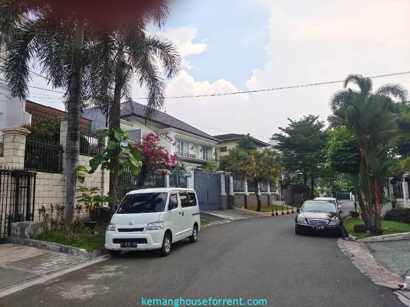 house for rent near JIS Pondok Indah
