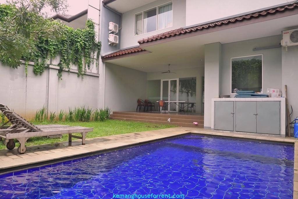 Lembong House in Cipete