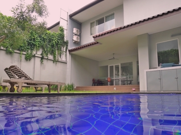 Lembong House in Cipete