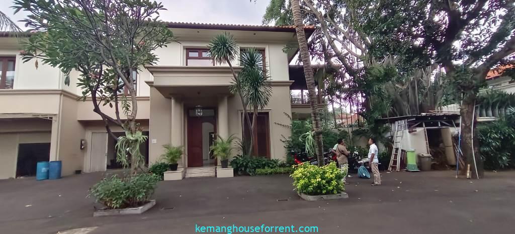 Compound Benda Kemang 69 For Rent