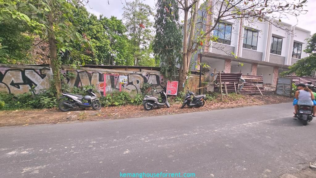 Prime Commercial Land for Sale on Jalan Raya Umalas Bumbak