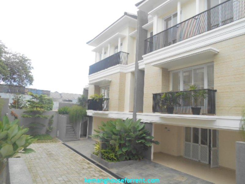 Green Amani Townhouse Pejaten Barat